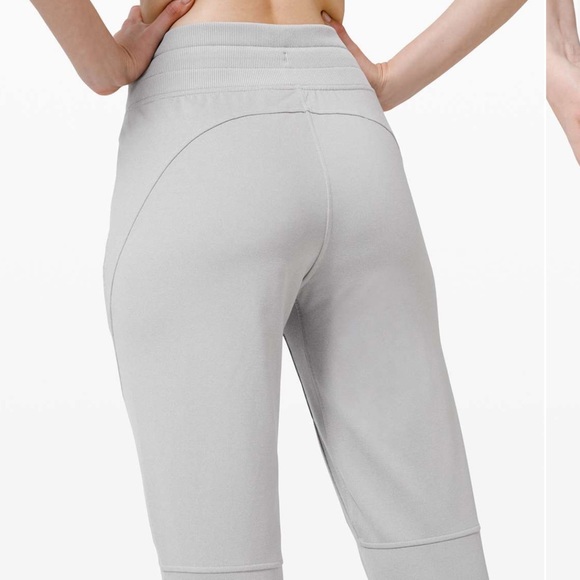 Lululemon Metro Miles Joggers Size 6 Lt Grey NWT - Picture 5 of 8